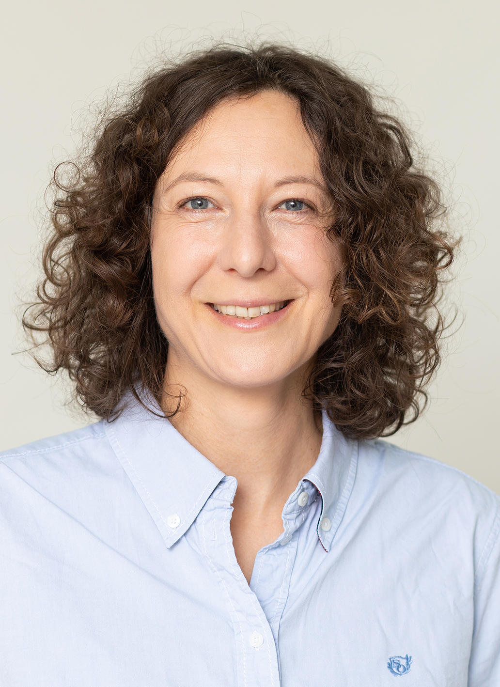Portraitfoto von Dr. Anne-Kristin Fentz