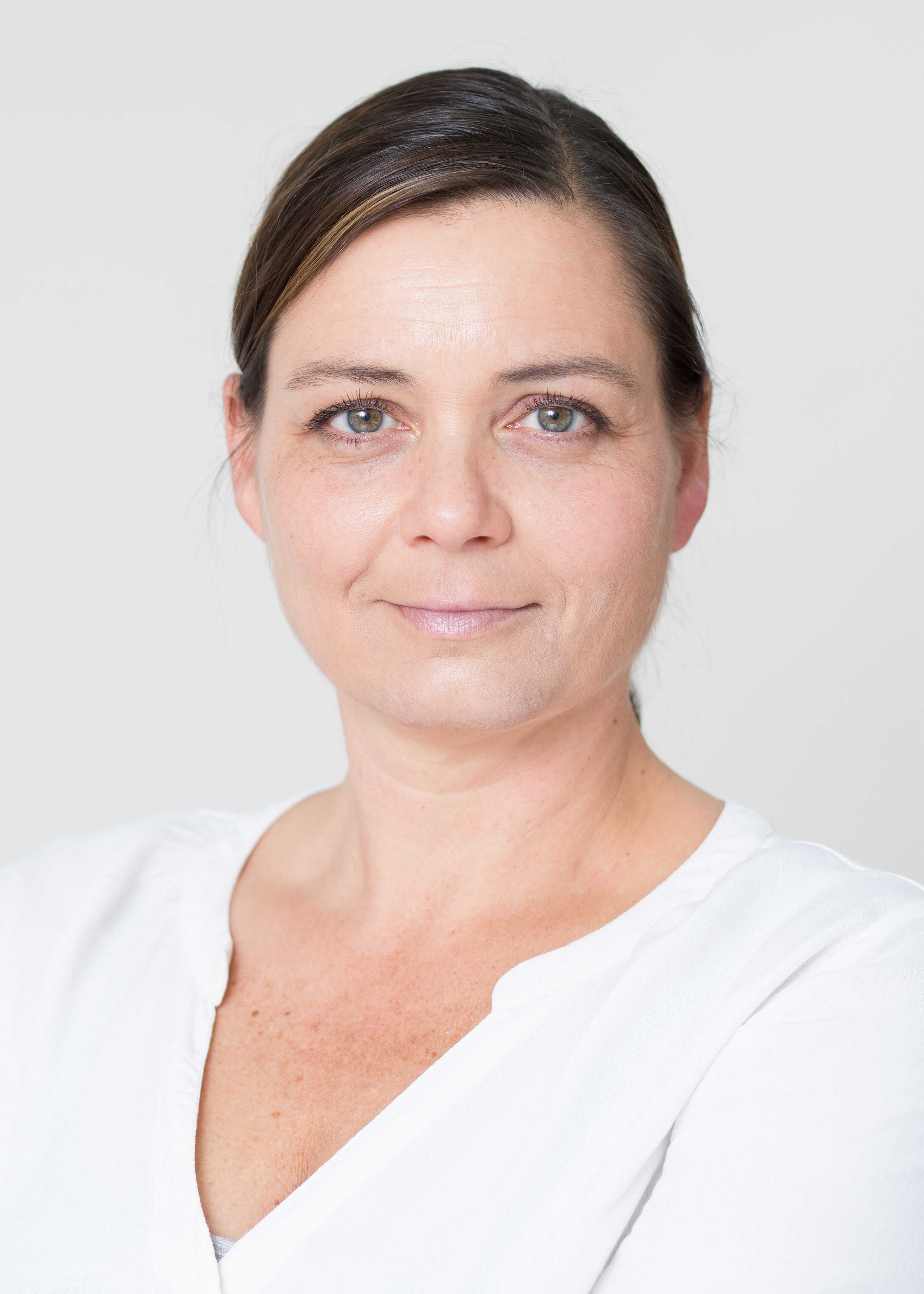 Portraitfoto von Katrin Schönert