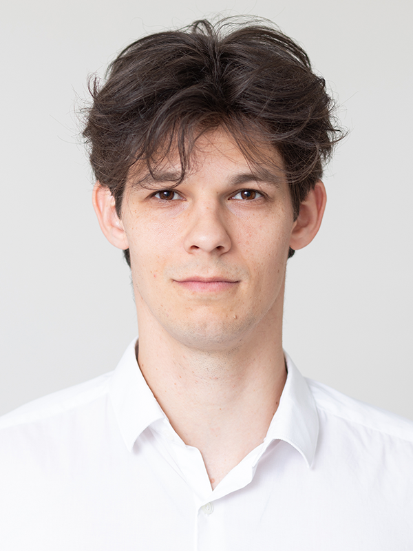 Portraitfoto von Jakob Peters